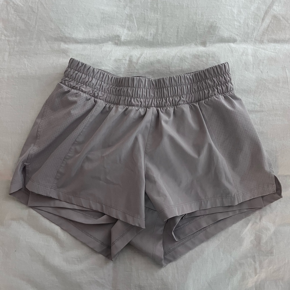 Mid rise runnning shorts